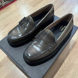 Weejuns Penny Loafers by G.H. Bass & Co. Men's Size 10